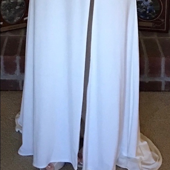 Prom dress - Picture 2 of 5